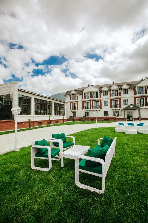 Castle Resort Spa Hotel Ismayilli Exterior photo